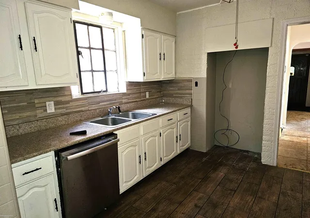 Photo 3 of Single family home for sale at 18051 Santa Barbara Dr, Detroit, MI 48221 | MLS# 58050212390 | Listing updated on 2026-09-02