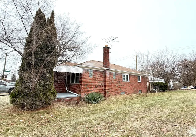 Photo 4 of Single family home for sale at 13540 E State Fair St, Detroit, MI 48205 | MLS# 20261047404 | Listing updated on 2026-08-11