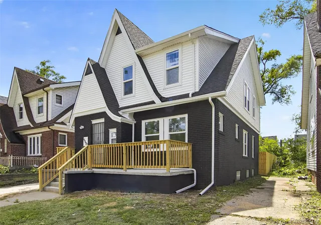 Photo 3 of Single family home for sale at 16883 Santa Rosa Dr, Detroit, MI 48221 | MLS# 20261047419 | Listing updated on 2026-09-05