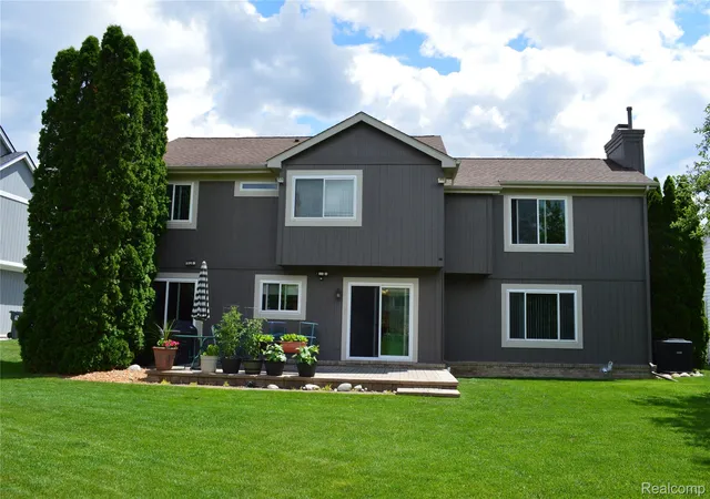 Photo 36 of Single family home for sale at 5708 Berwick Ct, Clarkston, MI 48346 | MLS# 20261047434 | Listing updated on 2026-09-15