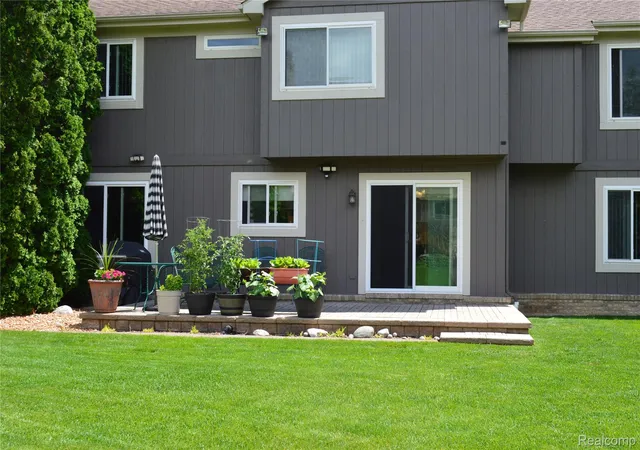 41st image of 5708 Berwick Ct, Clarkston, MI 48346 | MLS# 20261047434