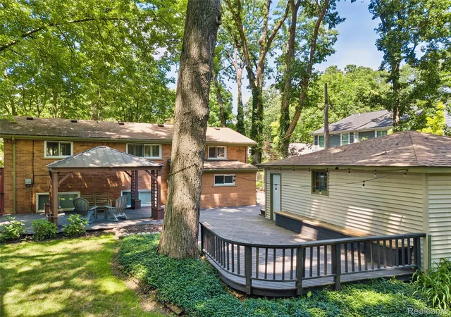 Photo 1 of Sale Pending at 1313 Beech St, Plymouth, MI 48170 | MLS# 20261047437 | Listing updated on 2026-09-17