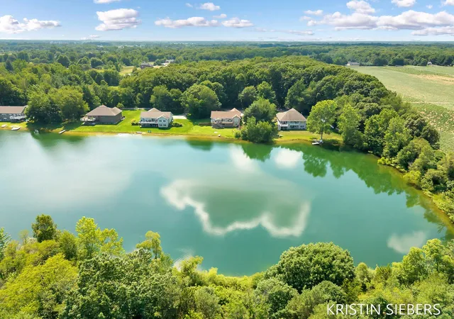 2nd image of 9760 Jade Dr, Allendale, MI 49401 | MLS# 65026031181
