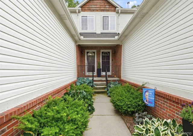 2nd image of 3293 Baldwin Woods Dr, Lake Orion, MI 48359 | MLS# 20261047458