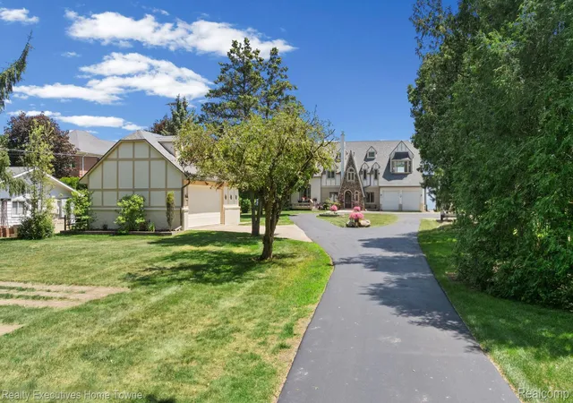 Photo 2 of Mansion for sale at 8308 Lakeshore, Fort Gratiot, MI 48059 | MLS# 20261047521 | Listing updated on 2026-07-10