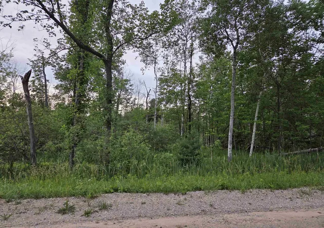 Photo 2 of Land for sale at 1601 Vanderlip Rd, Traverse City, MI 49686 | MLS# 78080070088 | Listing updated on 2026-09-23