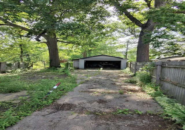 Photo 3 of Single family home for sale at 19347 Moenart, Detroit, MI 48234 | MLS# 81026031220 | Listing updated on 2026-08-18