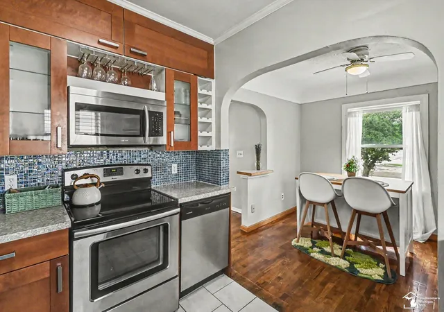 Photo 2 of Single family home for sale at 1805 W Saginaw St, Lansing, MI 48915 | MLS# 57050212429 | Listing updated on 2026-08-01
