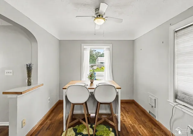 Photo 3 of Single family home for sale at 1805 W Saginaw St, Lansing, MI 48915 | MLS# 57050212429 | Listing updated on 2026-08-01