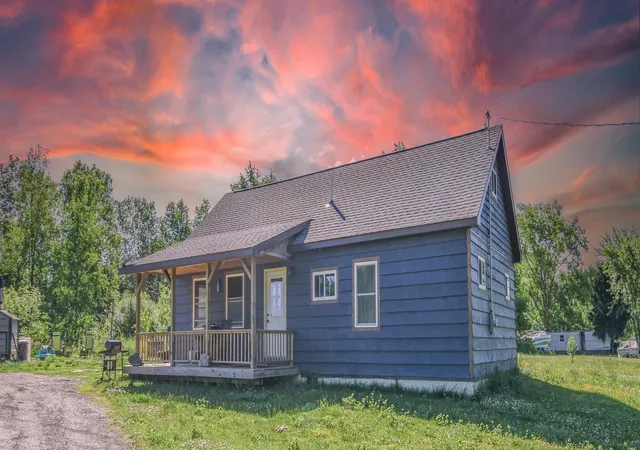 Photo 1 of Single family home for sale at 881 Brent Dr, Sherwood, MI 49089 | MLS# 62026031235 | Listing updated on 2026-07-31