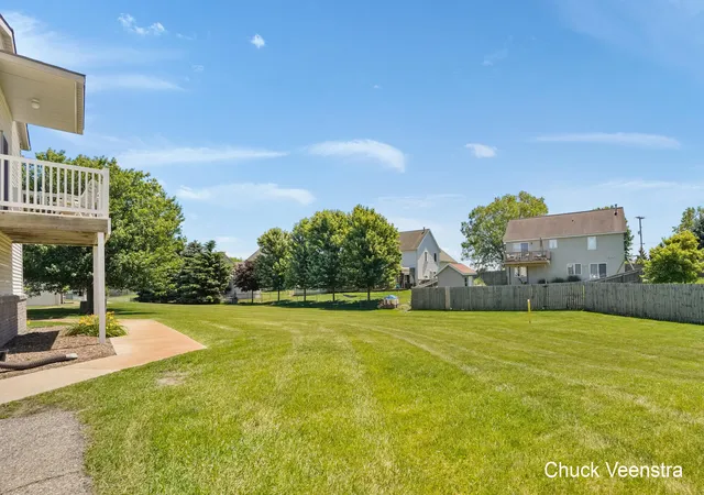 Listing Photo 4 - Condo for sale in building located at 5668 E Town, Hudsonville, MI 49426-8796 - Unit #5