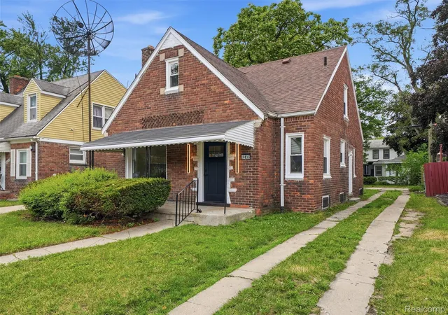 Photo 2 of Single family home for sale at 16835 Lesure St, Detroit, MI 48235 | MLS# 20261047568 | Listing updated on 2026-08-18