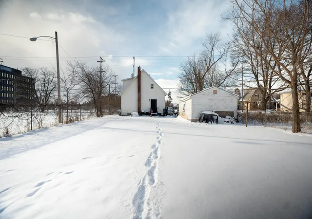 Photo 15 of Single family home for sale at 734 N Martin Luther King Jr Blvd, Lansing, MI 48915 | MLS# 66026031254 | Listing updated on 2026-06-23