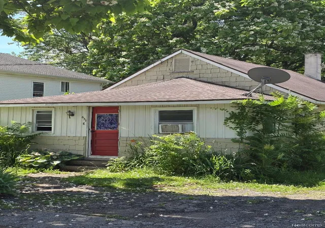 Photo 3 of Multi family home for sale at 639 Heights Rd, Lake Orion, MI 48362 | MLS# 20261047582 | Listing updated on 2026-07-06