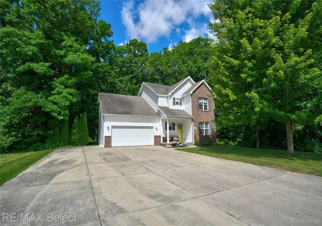 2nd image of 4449 Pondview Dr, Swartz Creek, MI 48473 | MLS# 20261047596