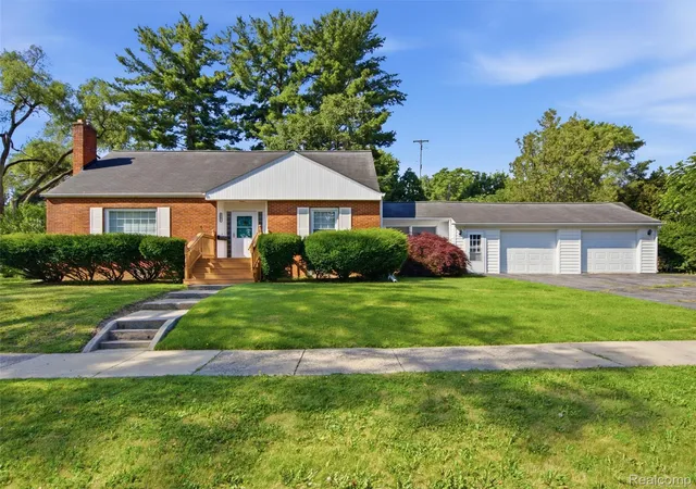 1st image of 3707 Sunset Dr, Flint, MI 48503 | MLS# 20261047608