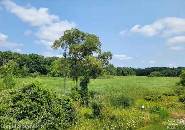 Photo 2 of Condo for sale at 5318 Trl Vista Dr, West Bloomfield Charter Township Oakland, MI 48323 | MLS# 20261047612 | Listing updated on 2026-09-14