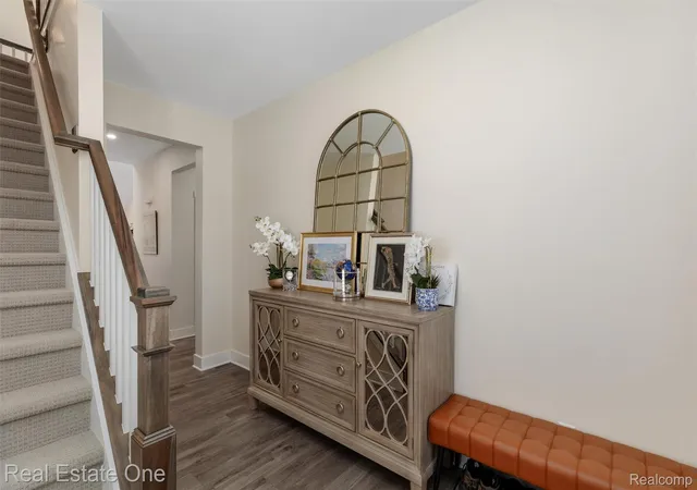 Photo 3 of Condo for sale at 5318 Trl Vista Dr, West Bloomfield Charter Township Oakland, MI 48323 | MLS# 20261047612 | Listing updated on 2026-09-14