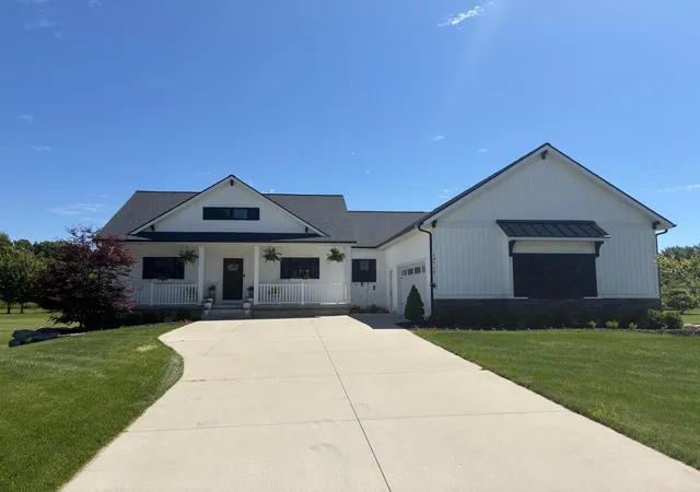 2nd image of 4649 Hidden Ridge Dr, Hudsonville, MI 49426 | MLS# 71026031322