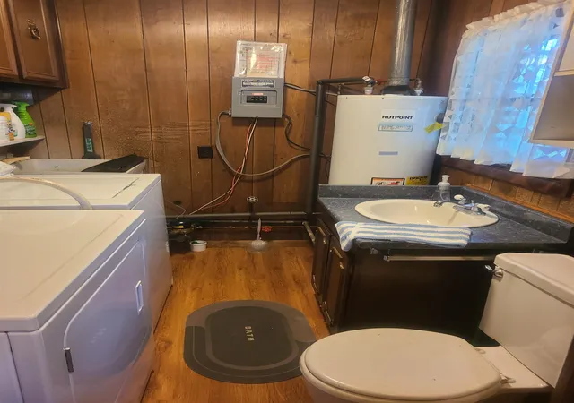 Photo 2 of Single family home for sale at 7589 E Cedar Lake Dr, Oscoda Charter Township Iosco, MI 48738 | MLS# 77080070111 | Listing updated on 2026-08-28