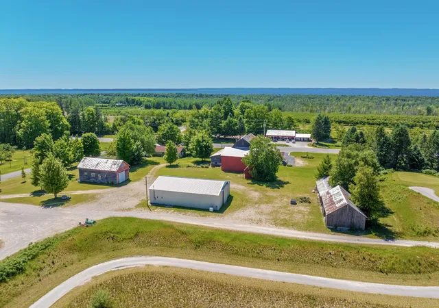 5th image of 12924 Mclachlan Rd, Kewadin, MI 49648 | MLS# 78080070112