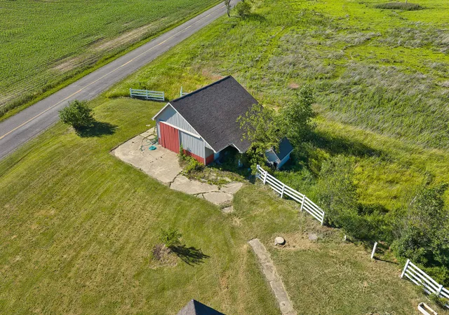 Photo 3 of Single family home for sale at 11905 Coman Rd, Waldron, MI 49288 | MLS# 62026031326 | Listing updated on 2026-08-19