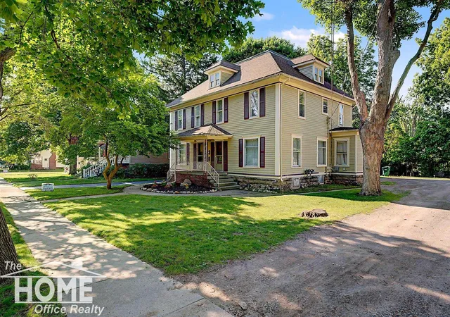 23rd image of 432 434 E Oliver St, Owosso, MI 48867 | MLS# 5050212486