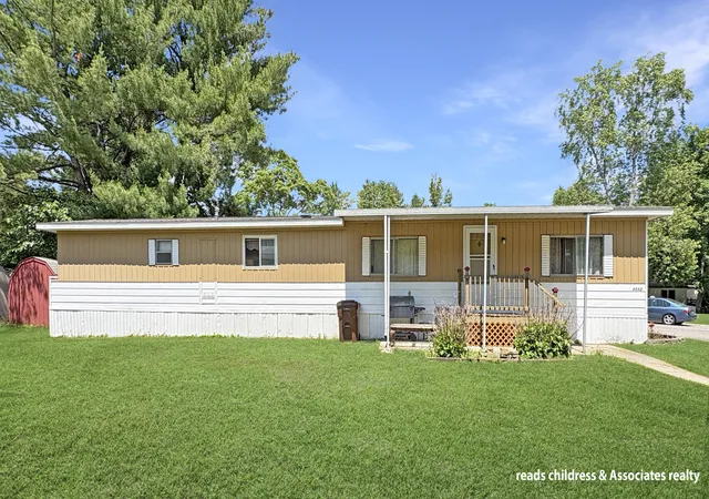 Photo 1 of Sale Pending at 4443 Cedar Wood St Ne, Rockford, MI 49341 | MLS# 65026031342 | Listing updated on 2026-07-10