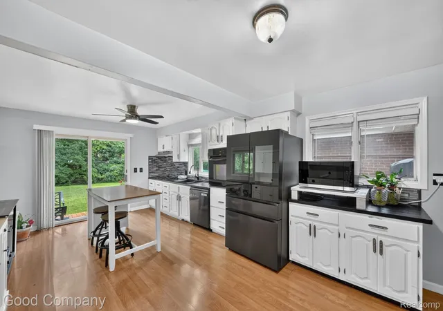 Photo 4 of Single family home for sale at 1609 W 12 Mile Rd, Royal Oak, MI 48073 | MLS# 20261047712 | Listing updated on 2026-08-02