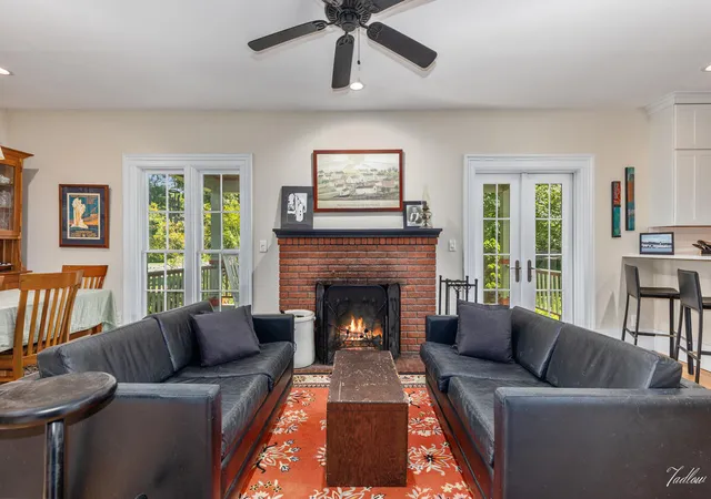 Photo 4 of Single family home for sale at 34 S Spring St, Douglas, MI 49406 | MLS# 71026031350 | Listing updated on 2026-09-03