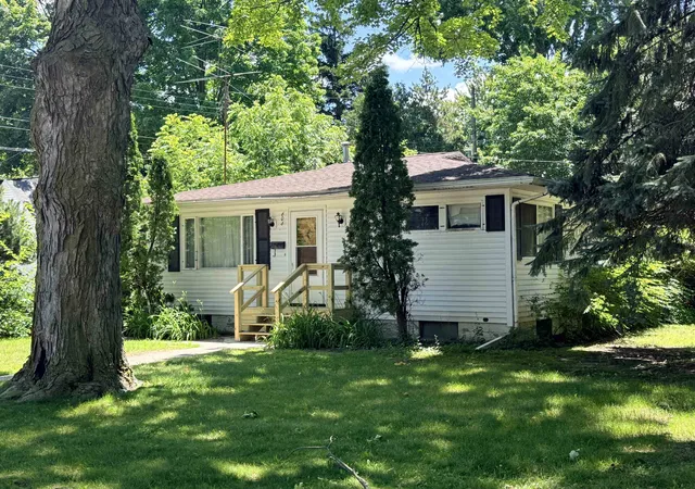 Listing Photo 5 - Condo for sale in building located at 524 N Kinney, Mount Pleasant, MI 48858