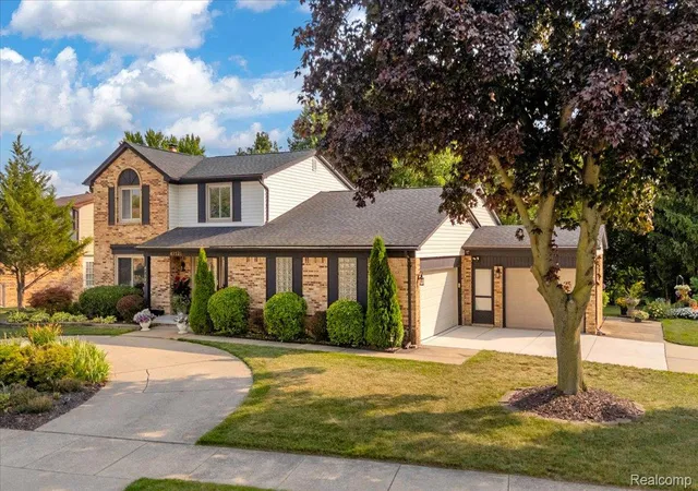 1st image of 47321 Susan Rd, Macomb, MI 48044 | MLS# 20261047763