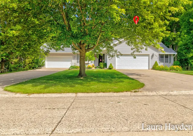 43rd image of 6880 Beechwood Dr, Saranac, MI 48881 | MLS# 65026031395