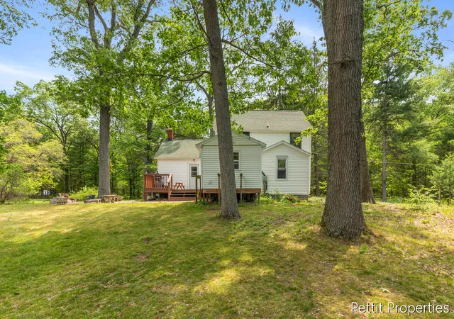 Photo 4 of Single family home for sale at 1857 Simonelli Rd, Muskegon, MI 49445 | MLS# 65026031396 | Listing updated on 2026-08-04