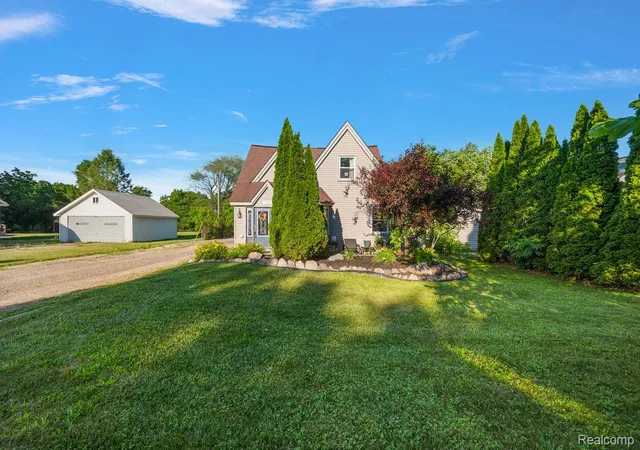 3rd image of 3067 Avalon Rd, Rochester Hills, MI 48309 | MLS# 20261047770