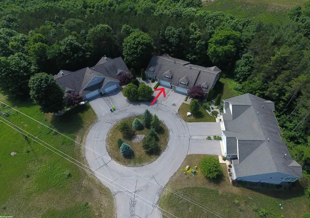 Photo 2 of Condo for sale at 4575 Black Bear Dr, Traverse City, MI 49685 | MLS# 58050212520 | Listing updated on 2026-08-01