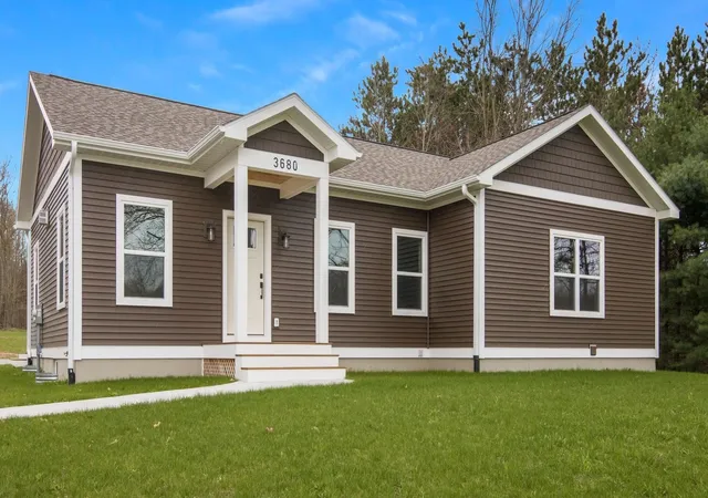 Photo 1 of Single family home for sale at 3680 Supply Rd, Traverse City, MI 49696 | MLS# 78080070129 | Listing updated on 2026-08-27