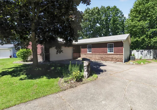 Photo 1 of Single family home for sale at 56800 Bow Dr, Three Rivers, MI 49093 | MLS# 69026031429 | Listing updated on 2026-09-01