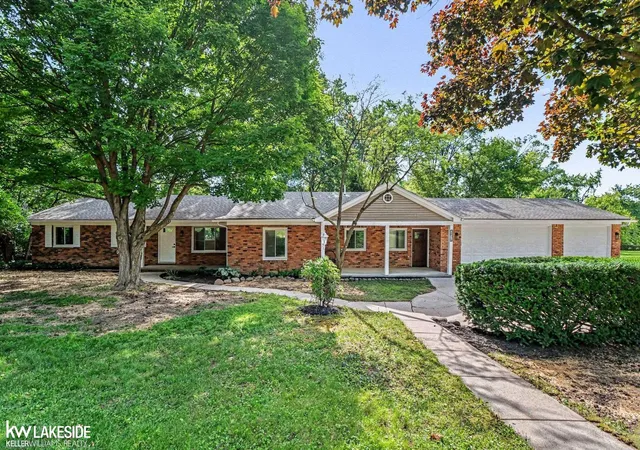 1st image of 2871 Harvey St, Rochester Hills, MI 48309 | MLS# 58050212543