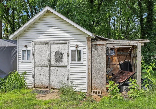 10th image of 619 Marsh Rd, Plainwell, MI 49080 | MLS# 66026031450