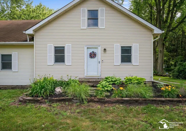Photo 4 of Single family home for sale at 6740 Summerfield Rd, Temperance, MI 48182 | MLS# 57050212549 | Listing updated on 2026-07-01