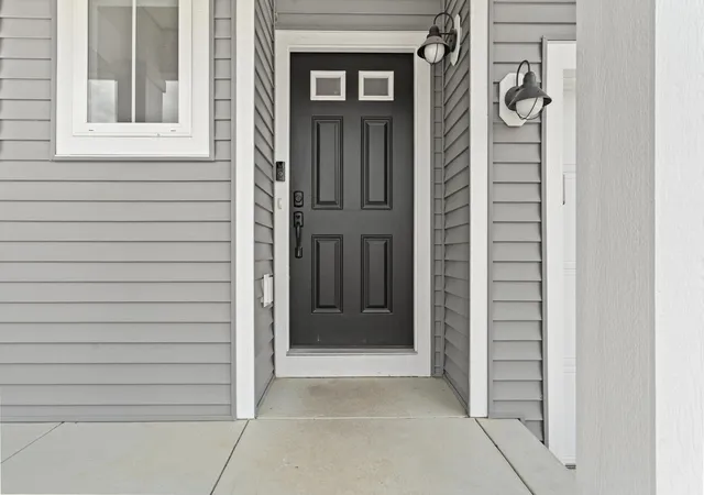 Listing Photo 3 - Condo for sale in building located at 1182 Freshfield Dr, Byron Center, MI 49315