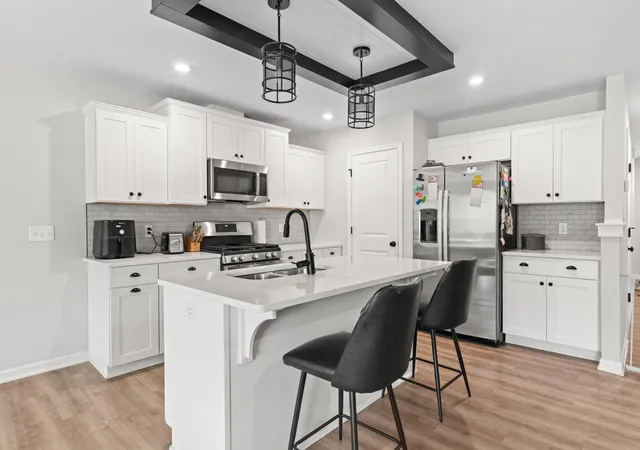 Listing Photo 4 - Condo for sale in building located at 1182 Freshfield Dr, Byron Center, MI 49315
