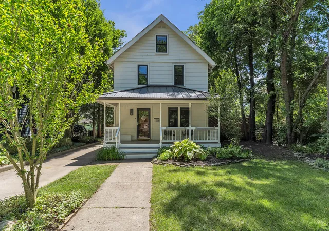 Photo 1 of Single family home for sale at 1418 Morton Ave, Ann Arbor, MI 48104 | MLS# 81026031464 | Listing updated on 2026-09-17