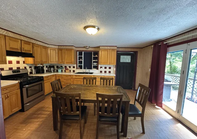 Photo 4 of Single family home for sale at 52985 Twin Lakeview Dr, Dowagiac, MI 49047 | MLS# 69026031490 | Listing updated on 2026-09-06
