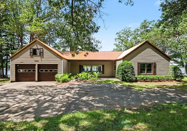 1st image of 9351 S Catalpa Ave, Newaygo, MI 49337 | MLS# 65026031492