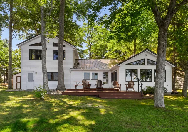 1st image of 4871 Lakeview Dr, Interlochen, MI 49643 | MLS# 78080070144