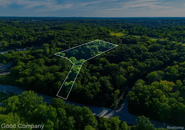 Photo 2 of Land for sale at 4575 Orion Rd, Rochester, MI 48306 | MLS# 20261047902 | Listing updated on 2026-07-07