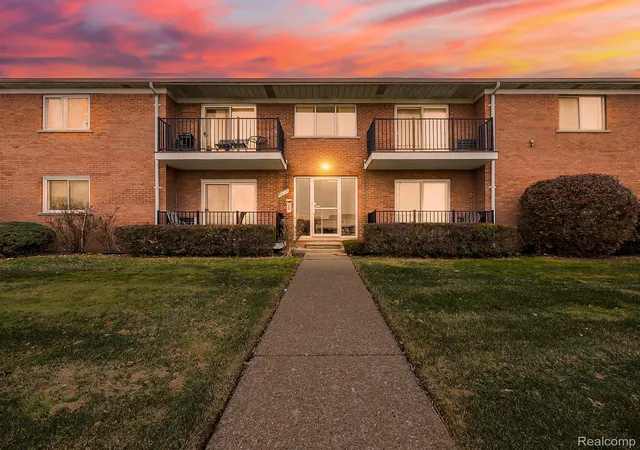 Photo 1 of Condo for sale at 32125 Beaconsfield St #44, Roseville, MI 48066 | MLS# 20261047942 | Listing updated on 2026-07-06