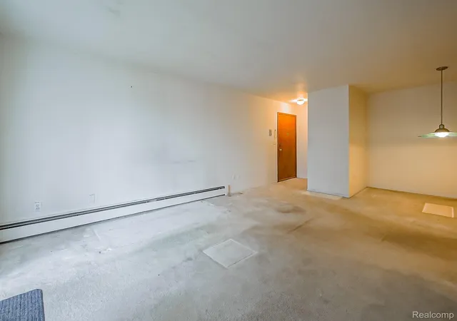 Photo 3 of Condo for sale at 32125 Beaconsfield St #44, Roseville, MI 48066 | MLS# 20261047942 | Listing updated on 2026-07-06
